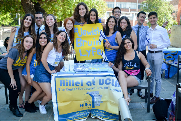 Hillel at UCLA students